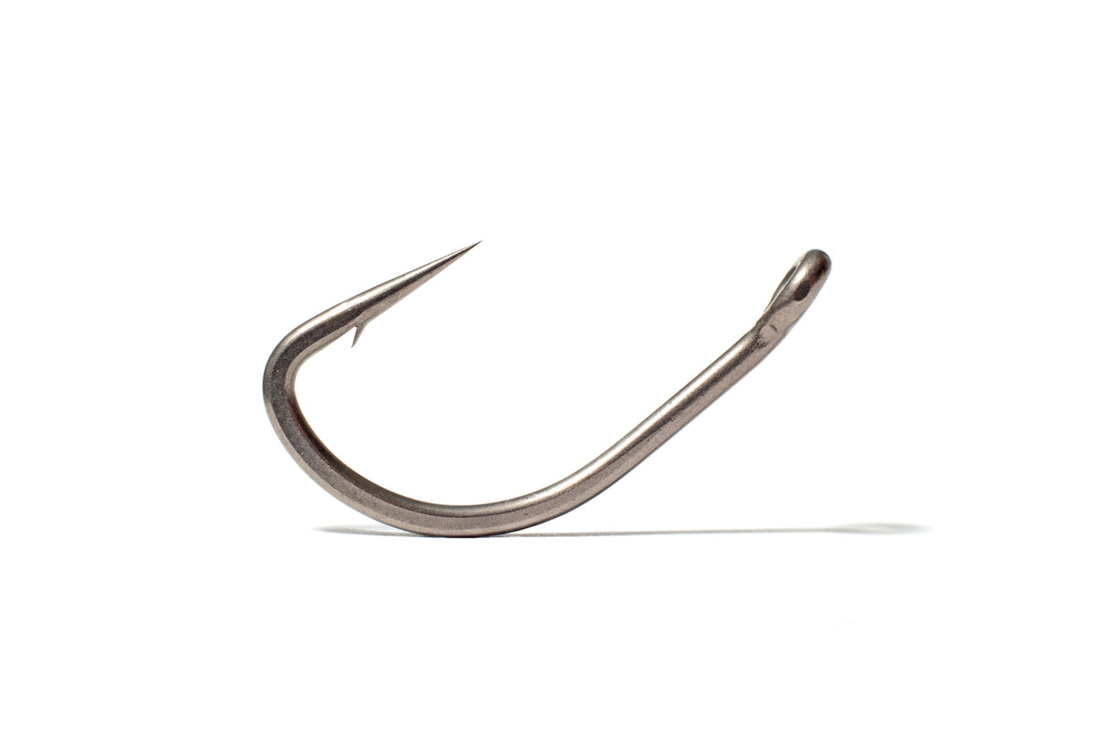 Duropoint® Carp Hooks - Razor sharp Chod, Curve shank, Wide gape, Longshank  and Continental carp hook patterns - By Angling Iron