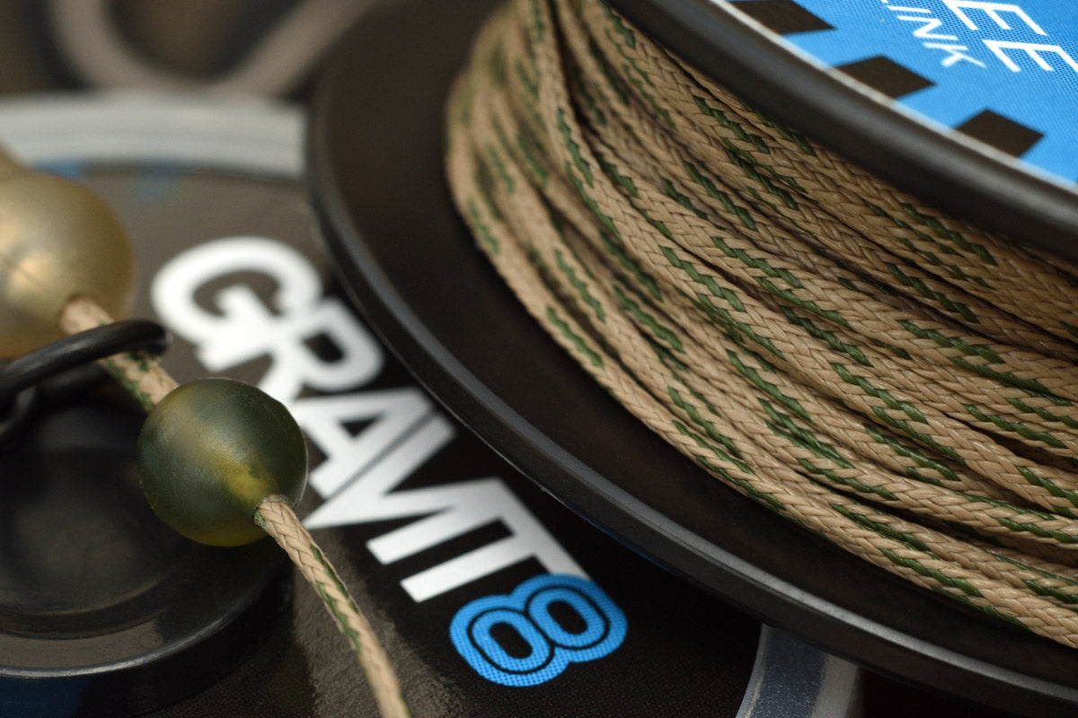 Best lead free leader material? Angling Iron, Gravit8 leadless is easy to splice and boasts a super soft loose loose weave with flecked Gravel and weed PTFE fibres . It's perfect for Helicopter setups, PVA bags and can even be used as a Hook link with our Size 4 plus Duropoint Carp hooks. 